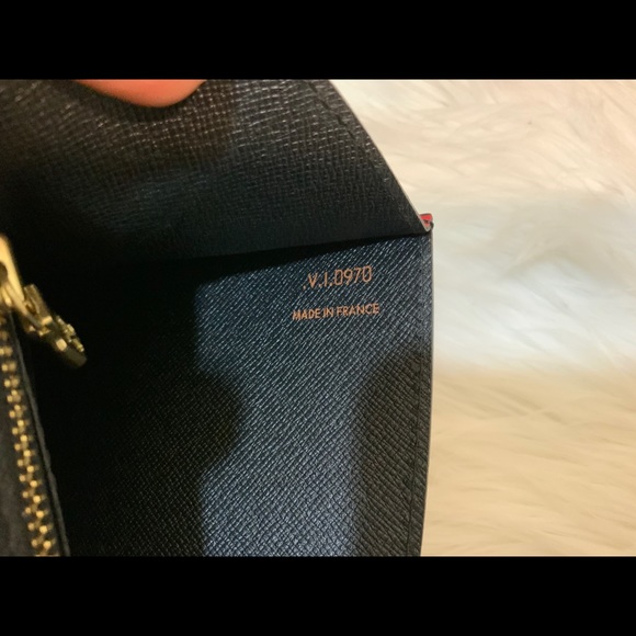 Authentic Louis Vuitton Carnime Red Epi Art Clutch - Picture 10 of 15